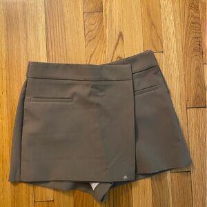 Zara skort size medium